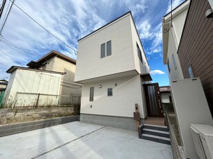 日本平戸建貸家の物件外観写真